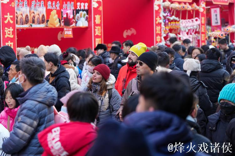 春日旅游红火 新场景激发消费新活力 春日旅游红火 新场景激发消费新活力